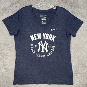 The Nike Tee New York Yankees T Shirt Women's Sz XL Blueish Grey V Neck 2015 Tee